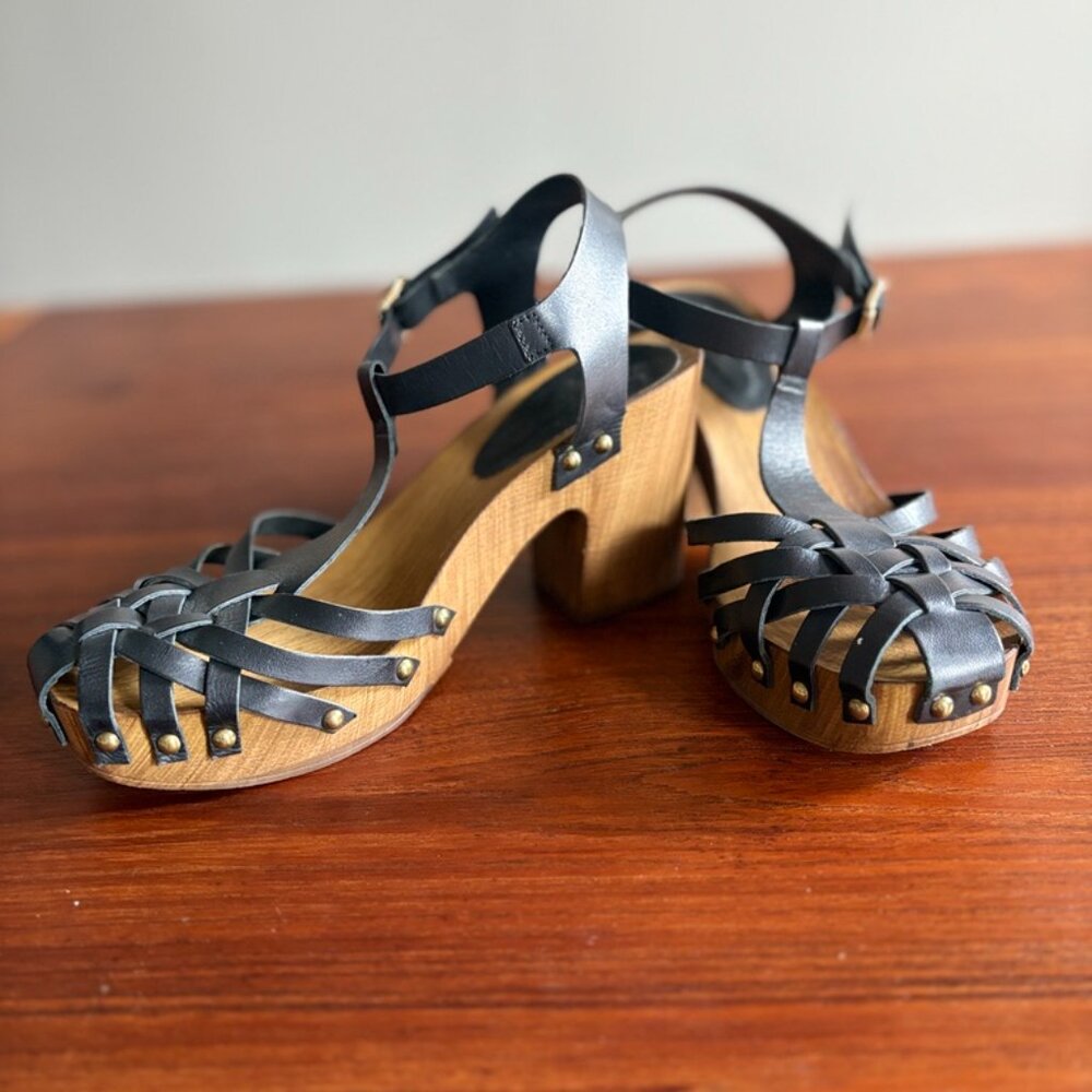 Cute Wooden Clogs (leather weave block Heel) size 39